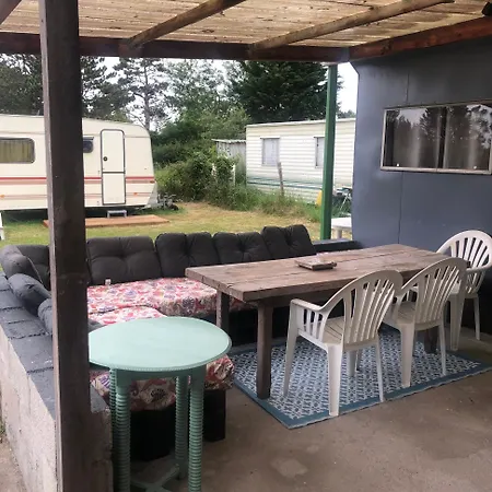 Mobil-home Atypique Sur Terrain Prive Manche - Surville (Manche)