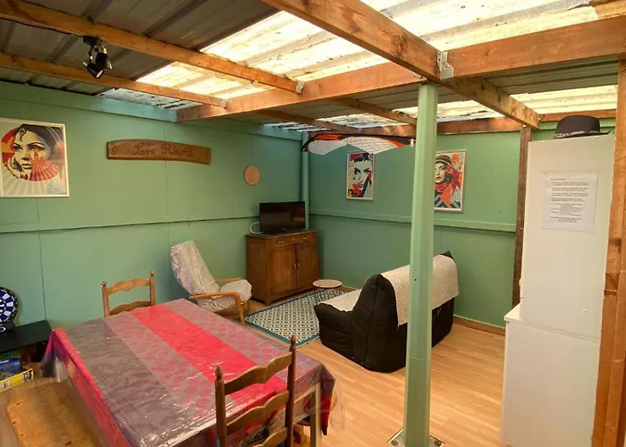 Parque de Campismo Mobil-home Atypique Manche - Surville (Manche)